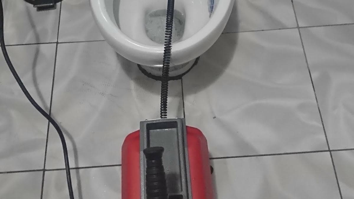Acil gider borusu temizleme servisi